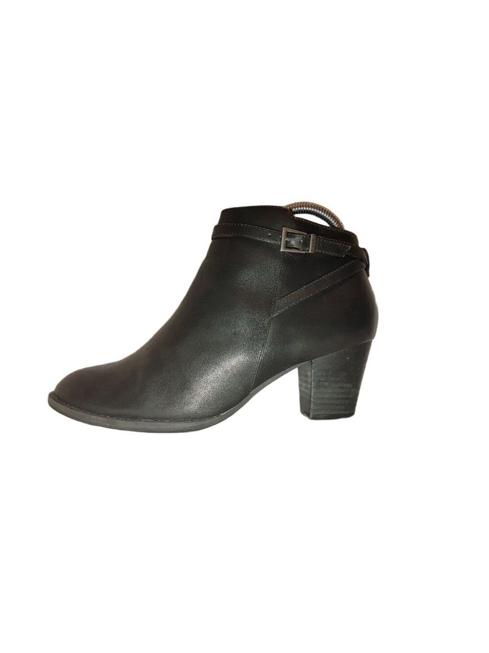 Vionic Upton Leather Ankle Boots Size 8.5